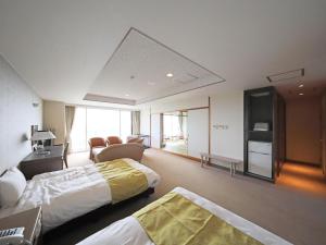 Nanki Shirahama Wan Wan Paradise Hotel