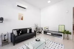 Bauhaus Ipoh - Projector Pet allow Wedding event - Menglembu