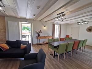 Complexes hoteliers Domaine Jolidetour climatise, piscine et tennis prives : photos des chambres