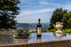 Casa Sole di Toscana USO ESCLUSIVO con 5 camere, 3 bagni, terrazza panoramica, giardino e vasca idromassaggio