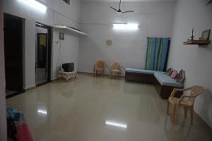 Gennys Farm House
