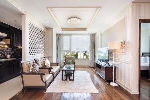 Leman Luxury Apartments 2BR 3BR For Rent In Central