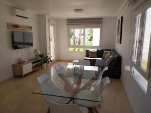 Charming Apartment in front of Villamartin Golf And Plaza