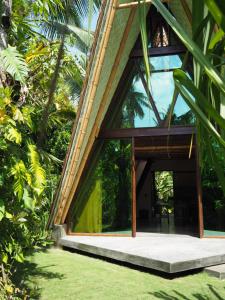 Bamboo Living Siargao