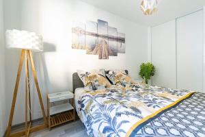 Appartements Plein centre-ville T3 refait a neuf : photos des chambres