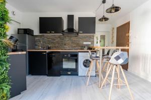 Appartements Plein centre-ville T3 refait a neuf : photos des chambres