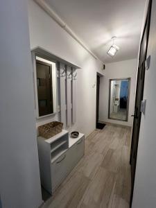 Lauras Chic Apartment