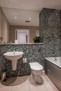 The Chambers, Riverside West