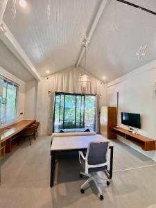 Tropical Crystal Villa with Terrace Kitchen