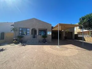 Katspoegie - Swartwater