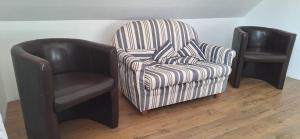 Maison avec jardin la libellule ou dragonfly pour famille et groupes