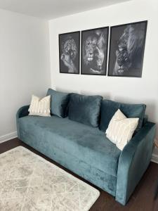 Work & Relax- Convenient 2-Bed House