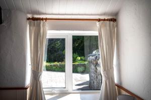 Ta Mill Cottages & Lodges - Smithy Cottage