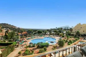 Beautiful Three Bedrooms Los Olivos Penthouse - Atamaría