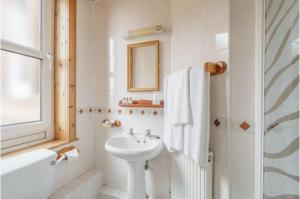 Quadruple Room with Shower room in Brae Guest House