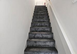 Modern & Stylish 1 bedroom flat in Bridgend town