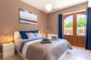 Appartements Piscine interieure, SPA et Jeux open for 15 guests : photos des chambres