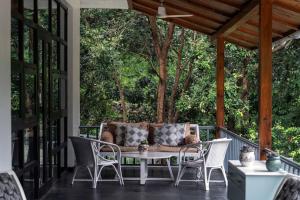 Spring Casa by EbonyStays, Bhimtal