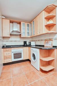 Strand Appartement Met Zwembad Td04