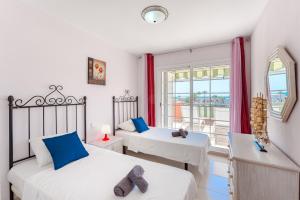 Brilliant Veril del Duque with Heated Pool