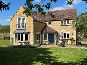 Waterside Retreat - Empingham