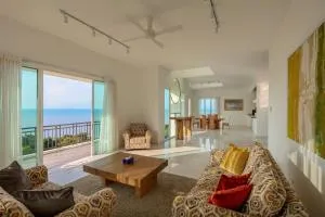 Panoramic Seaview Holiday Home - Batu Ferringhi - Mount Pleasure