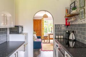 6 Riverside Apart Sleeps 5 NEC 7mins BHX 8mins