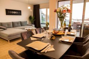 Villa With Beautiful View, Modern Furnishing & Pool