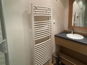 Grand 5 pièces pour 10 pers. avec cheminée et animaux admis - FR-1-181-2806