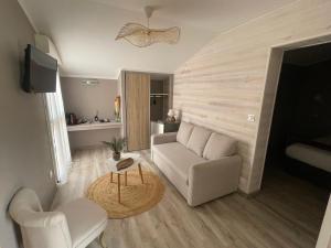 Hotels Hotel Restaurant La Dame du Lac : photos des chambres