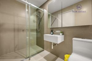 WOW Apartment on Collins 2