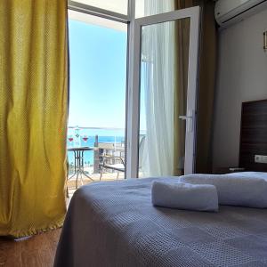 Seaview Charming Studio#7 Free Wi-Fi Kitchen Balcony