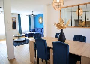 Appartements Le Spacieux a Saint-Omer - 2 chambres, centre et gare a pied, parking gratuit : photos des chambres