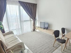 Mosaic MidValley Southkey 2 Bedroom High Floor by 9 Sands