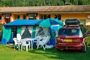 phoenix glamping at camping Lampele - Altossiach