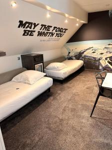 Hotels Hotel Kyriad Rennes Centre Gare : photos des chambres