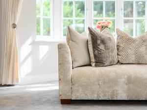 Large Comfortable & Private Home in Fetcham - Pass the Keys