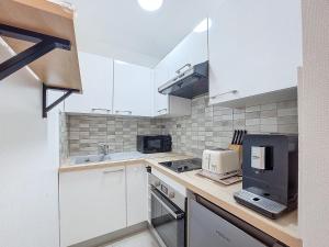 Nestor&Jeeves - KALLISTA - Central - Balcony