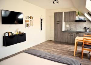 Appartements Studio en plein centre de Saint-Omer - a 5 min de la gare, parking gratuit : photos des chambres