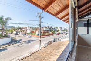 Casa charmosa com churrasqueira HZ3244