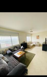 Chambre grand lit dans Appartement spacieux