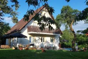 Klasický dům, 5 ložnic , 5 bedrooms, Praha - Ohrobec