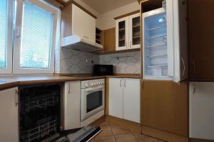 Klasický dům, 5 ložnic , 5 bedrooms, Praha