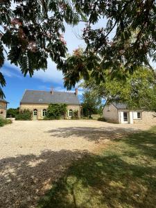 Closerie 3 étoiles La Poire à Loup, Domaine avec Piscine