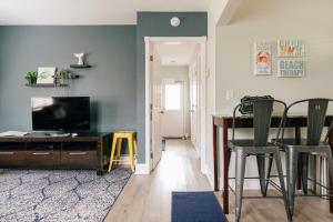 Secluded Beach Adventure Cabana - Newly Renovated!