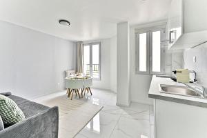 Appartement lumineux en banlieue parisienne - III