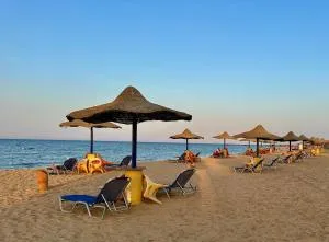 شاليه عائلي بإطلالة على البحر Venecia resort العين السخنة - الزعفرانة