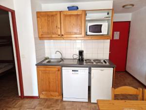 Charmant 3 pièces pour 6 pers. avec balcon, proche télésiège et centre, Modane - FR-1-265-212