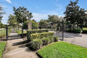 Entire home w Private Pool,Gated Near Disney