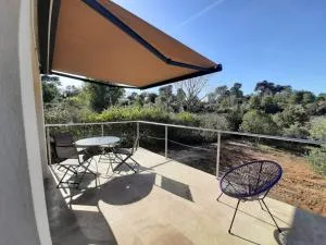 Studio au calme tout équipé - Pourcieux